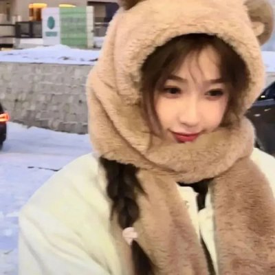碧窗艳影